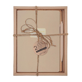 НАБОР ПОДАРОЧНЫЙ "MONOCOLOR" TOTAL BEIGE.ALMOND" (ДВЕ ТЕТРАДИ BV И РУЧКА)
Арт. 7-40-1366/19-3