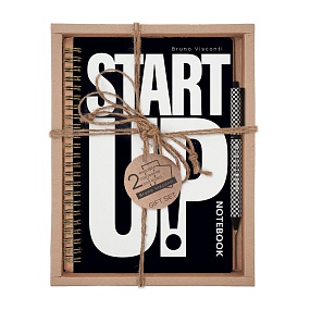 НАБОР ПОДАРОЧНЫЙ "START UP"  (ТЕТРАДЬ BV НА ГРЕБНЕ В КЛЕТКУ И РУЧКА)
Арт. 7-60-201/18-3