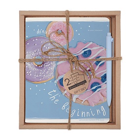 НАБОР ПОДАРОЧНЫЙ "DONUT. Just the beginning" (ДВЕ ТЕТРАДИ И РУЧКА)
Арт. 7-48-1292-2/3