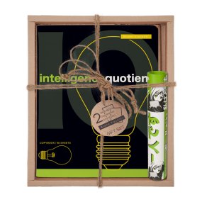Набор подарочный "START UP.NEW. IQ" (две тетради и ручка в тубе)
Арт. 7-48-1243-3/1