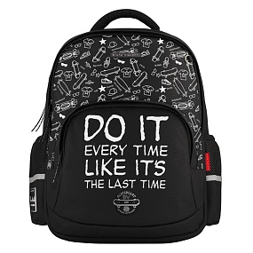 Рюкзак BrunoVisconti®
классический 
черный с эргономичной спинкой
«SPORT PATTERN.СКЕЙТ»
Арт. 12-002-202/01