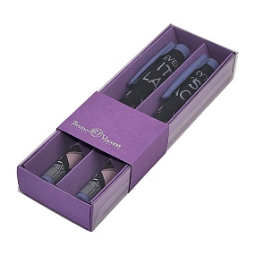 НАБОР ИЗ 2-Х РУЧЕК "FreshWrite. Дамские штучки. Сумочки" ШАРИКОВАЯ 0.7 ММ, СИНЯЯ (сиреневый футляр)
Арт. 20-0214/7474