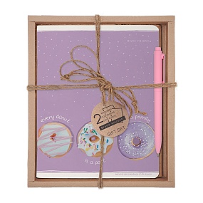 НАБОР ПОДАРОЧНЫЙ "DONUT. Part of a family" (ДВЕ ТЕТРАДИ И РУЧКА)
Арт. 7-48-1292-2/5