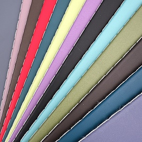 Тетрадь общая BrunoVisconti®
А5 (147 х 210 мм)
"MONOCOLOR" черный 40 л., клетка
Арт. 7-40-1366/11