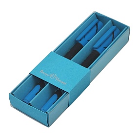 НАБОР ИЗ 2-Х РУЧЕК "FunWrite. Взгляд зверя. Волк" ШАРИКОВАЯ 0.5 ММ, СИНЯЯ (голубой футляр)
Арт. 20-0212/4545