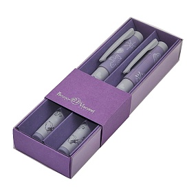 НАБОР ИЗ 2-Х РУЧЕК "FreshWrite. Девочка и Олененок" ШАРИКОВАЯ 0.7 ММ, СИНЯЯ (сиреневый футляр)
Арт. 20-0214/6060