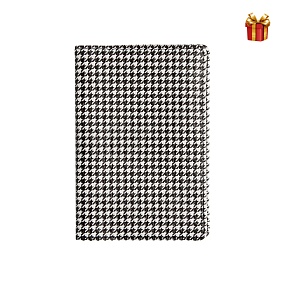 Обложка для паспорта BrunoVisconti®
"BLACK&WHITE. ГУСИНАЯ ЛАПКА"
Арт. 3-620/08