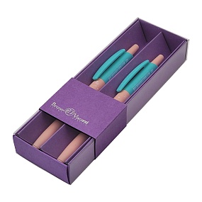 НАБОР ИЗ 2-Х РУЧЕК "HappyClick. Зефир. животные. Лисички" ШАРИКОВАЯ 0.5 ММ, СИНЯЯ (сиреневый футляр)
Арт. 20-0241/4545