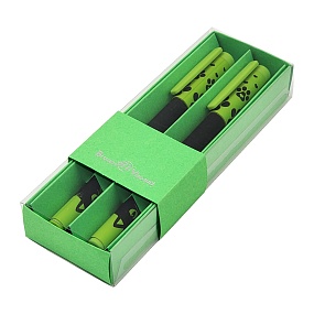 НАБОР ИЗ 2-Х РУЧЕК "FunWrite. Взгляд зверя. Черный кот" ШАРИКОВАЯ 0.5 ММ, СИНЯЯ (салатовый футляр)
Арт. 20-0212/3838